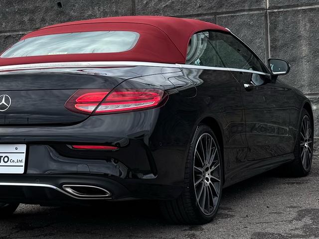 Cクラス C180カブリオレスポーツ レザーエクスクルーシブパッケージ/ワンオーナー/後期型/赤革シート/赤幌/電動オープン/レーダーセーフティ/ACC/アンビエントライト/シートヒーター/HUD/LEDヘッド/純正19インチAW(26枚目)