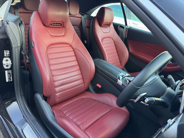 Cクラス C180カブリオレスポーツ レザーエクスクルーシブパッケージ/ワンオーナー/後期型/赤革シート/赤幌/電動オープン/レーダーセーフティ/ACC/アンビエントライト/シートヒーター/HUD/LEDヘッド/純正19インチAW(39枚目)