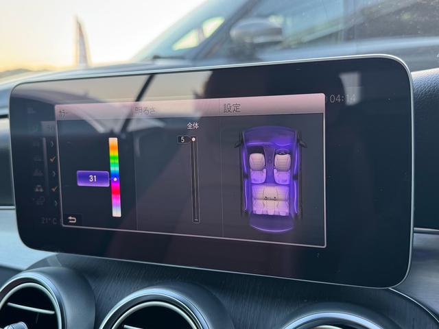 Cクラス C180カブリオレスポーツ レザーエクスクルーシブパッケージ/ワンオーナー/後期型/赤革シート/赤幌/電動オープン/レーダーセーフティ/ACC/アンビエントライト/シートヒーター/HUD/LEDヘッド/純正19インチAW(69枚目)