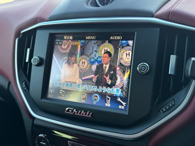 ギブリ Ｓ　ディーラー整備記録／赤革シート／レッドブレーキキャリパー／パドルシフト／スカイフックサスペンション／スポーツペダル／全席シートヒーター／メモリ付パワーシート／純正２０インチＡＷ／ＬＥＤ／スマートキー（62枚目）