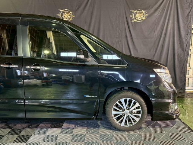 セレナ ハイウェイスター　Ｓ－ハイブリッド　助手席スライドＵＰシート（5枚目）