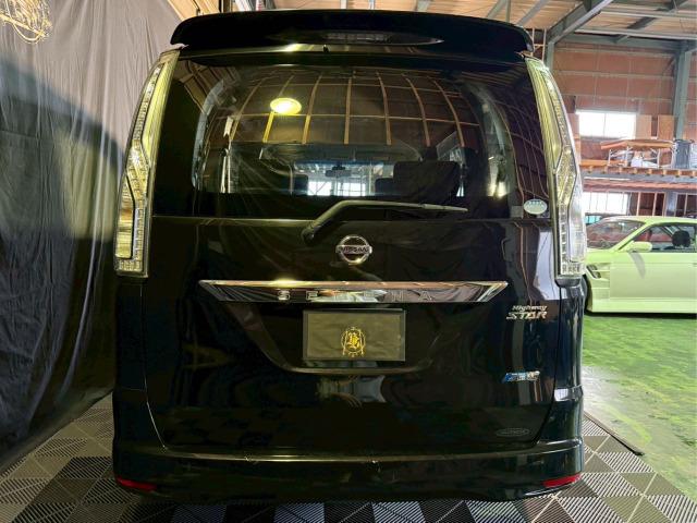 セレナ ハイウェイスター　Ｓ－ハイブリッド　助手席スライドＵＰシート（11枚目）