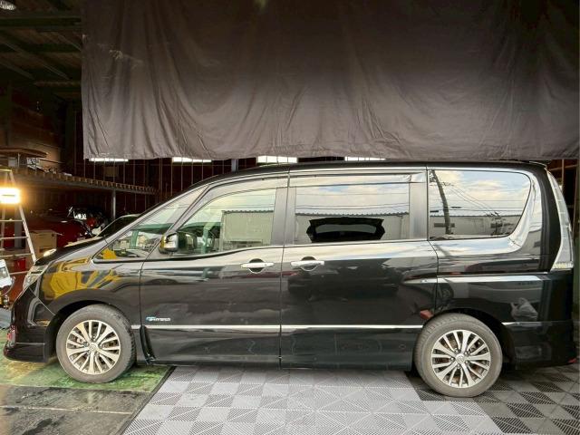 セレナ ハイウェイスター　Ｓ－ハイブリッド　助手席スライドＵＰシート（13枚目）