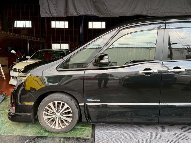 セレナ ハイウェイスター　Ｓ－ハイブリッド　助手席スライドＵＰシート（14枚目）