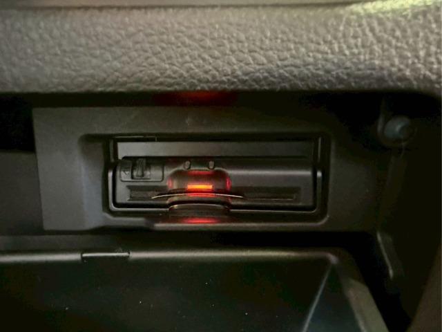 セレナ ハイウェイスター　Ｓ－ハイブリッド　助手席スライドＵＰシート（23枚目）