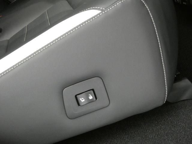 RX RX450h Fスポーツ ムーンルーフ 三眼ヘッドライト パーキングサポートブレーキ ブラインドスポットモニター パノラミックビューモニター セカンドシートヒーター セカンドパワーシート スペアタイア ルーフレール ITS付き(7枚目)