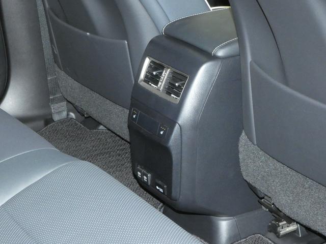 RX RX450h Fスポーツ ムーンルーフ 三眼ヘッドライト パーキングサポートブレーキ ブラインドスポットモニター パノラミックビューモニター セカンドシートヒーター セカンドパワーシート スペアタイア ルーフレール ITS付き(9枚目)