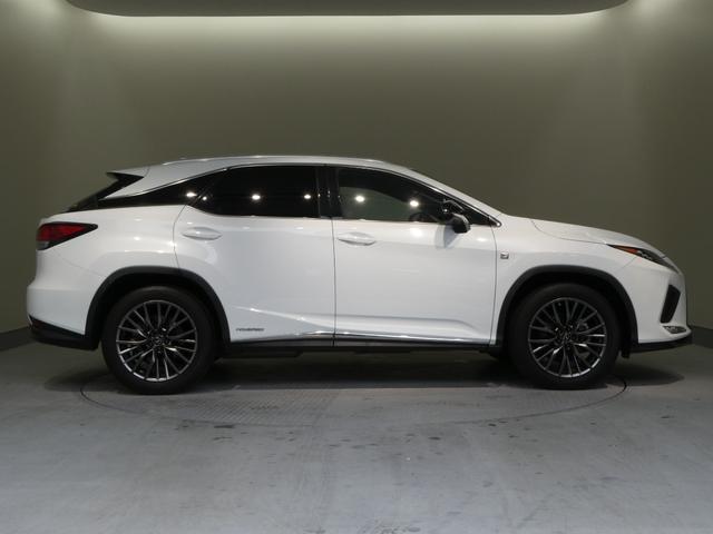 RX RX450h Fスポーツ ムーンルーフ 三眼ヘッドライト パーキングサポートブレーキ ブラインドスポットモニター パノラミックビューモニター セカンドシートヒーター セカンドパワーシート スペアタイア ルーフレール ITS付き(17枚目)