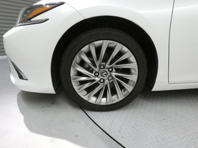 ＥＳ ＥＳ３００ｈ　バージョンＬ　おくだけ充電付き（26枚目）