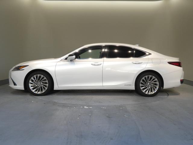 ＥＳ ＥＳ３００ｈ　バージョンＬ　おくだけ充電付き（33枚目）