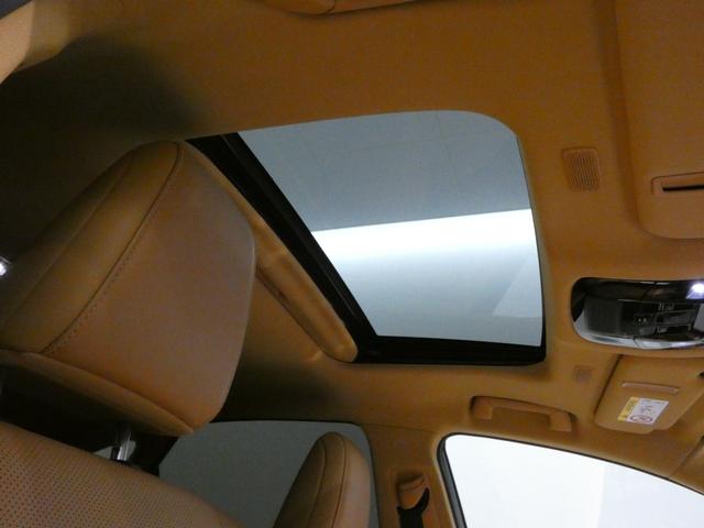 ＮＸ ＮＸ２５０　バージョンＬ　ムーンルーフ　ルーフレール　パノラミックビューモニター　パーキングサポートブレーキ　デジタルインナーミラー　寒冷地仕様２３５／５０Ｒ２０プレミアムメタリック塗装付き（5枚目）