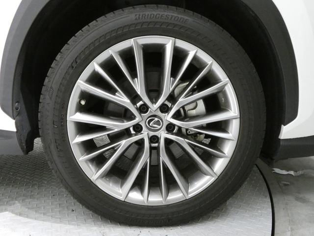 ＮＸ ＮＸ２５０　バージョンＬ　ムーンルーフ　ルーフレール　パノラミックビューモニター　パーキングサポートブレーキ　デジタルインナーミラー　寒冷地仕様２３５／５０Ｒ２０プレミアムメタリック塗装付き（9枚目）