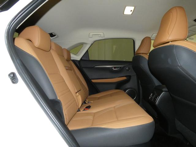 ＮＸ ＮＸ３００ｈ　Ｉパッケージ　ブラインドスポットモニター　リヤクロストラフィックアラート　パノラミックビューモニター　２２５／６０Ｒ１８（ダークメタリック塗装）（45枚目）