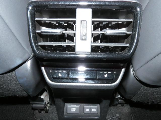 ＮＸ ＮＸ３５０ｈ　Ｆスポーツ　三眼ヘッドライト　パノラマルーフ　デジタルインナーミラー　後席電動シート　後席シートヒーター　アドバンストパーク　パノラミックビューモニター　オレンジキャリパー　レーンチェンジアシスト付き（13枚目）