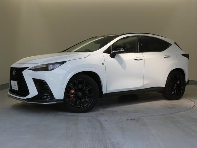 ＮＸ ＮＸ３５０ｈ　Ｆスポーツ　三眼ヘッドライト　パノラマルーフ　デジタルインナーミラー　後席電動シート　後席シートヒーター　アドバンストパーク　パノラミックビューモニター　オレンジキャリパー　レーンチェンジアシスト付き（16枚目）