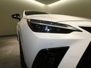 ＮＸ３５０ｈ　Ｆスポーツ　三眼ヘッドライト　パノラマルーフ　デジタルインナーミラー　後席電動シート　後席シートヒーター　アドバンストパーク　パノラミックビューモニター　オレンジキャリパー　レーンチェンジアシスト付き（53枚目）