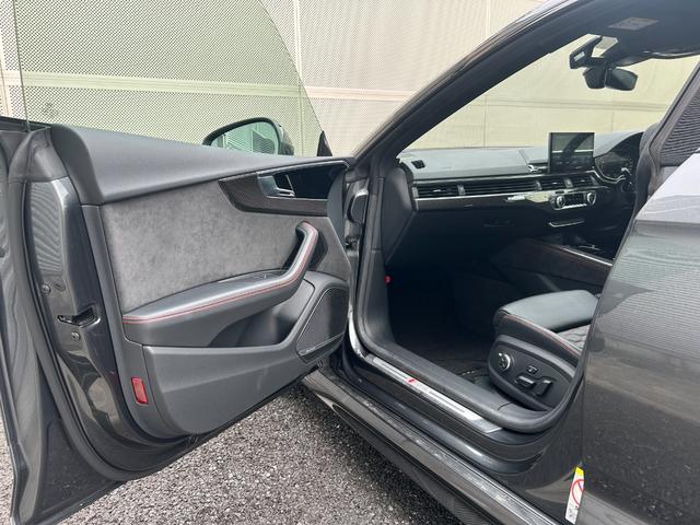 ＲＳ５スポーツバック ベースグレード（46枚目）