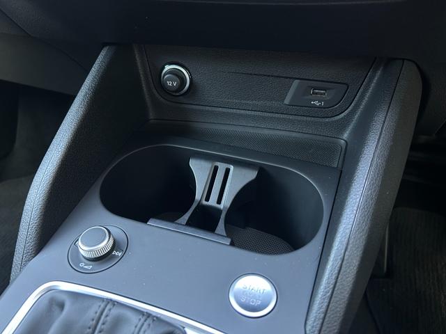 Ｑ２ ３５ＴＦＳＩアドバンスド　コンビニエンス＆アシスタンスパッケージ　　テクノロジーパッケージ（インターフェース）　ナビゲーションパッケージ　　バーチャルコックピット（22枚目）