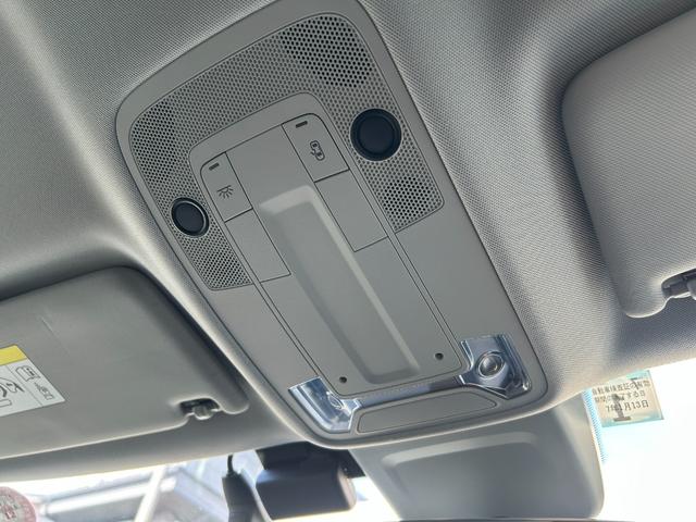 Ｑ２ ３５ＴＦＳＩアドバンスド　コンビニエンス＆アシスタンスパッケージ　　テクノロジーパッケージ（インターフェース）　ナビゲーションパッケージ　　バーチャルコックピット（25枚目）