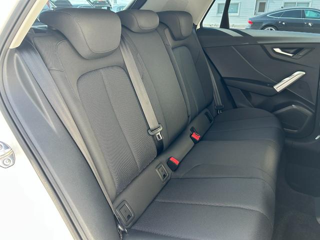 Ｑ２ ３５ＴＦＳＩアドバンスド　コンビニエンス＆アシスタンスパッケージ　　テクノロジーパッケージ（インターフェース）　ナビゲーションパッケージ　　バーチャルコックピット（36枚目）