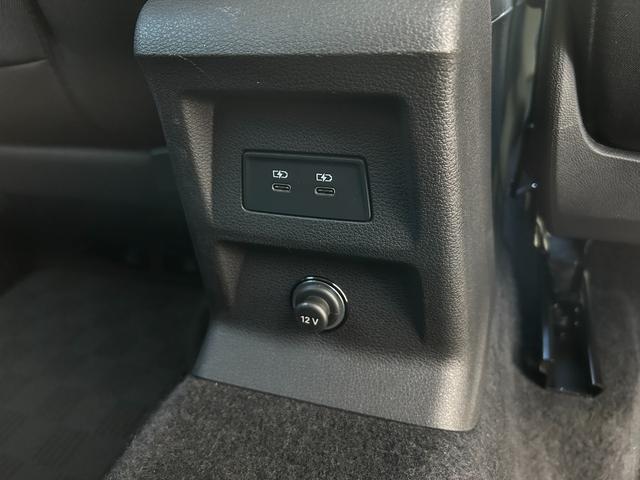 Ｑ２ ３５ＴＦＳＩアドバンスド　コンビニエンス＆アシスタンスパッケージ　　テクノロジーパッケージ（インターフェース）　ナビゲーションパッケージ　　バーチャルコックピット（37枚目）