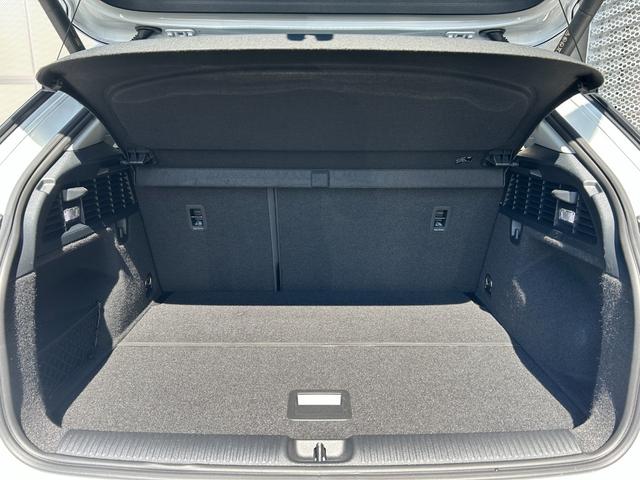 Ｑ２ ３５ＴＦＳＩアドバンスド　コンビニエンス＆アシスタンスパッケージ　　テクノロジーパッケージ（インターフェース）　ナビゲーションパッケージ　　バーチャルコックピット（49枚目）