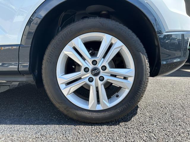 Ｑ２ ３５ＴＦＳＩアドバンスド　コンビニエンス＆アシスタンスパッケージ　　テクノロジーパッケージ（インターフェース）　ナビゲーションパッケージ　　バーチャルコックピット（55枚目）