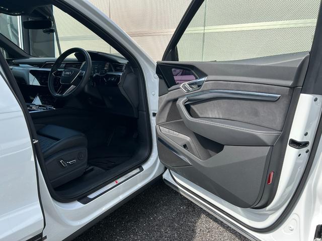 ｅ－トロンＳスポーツバック ベースグレード（33枚目）