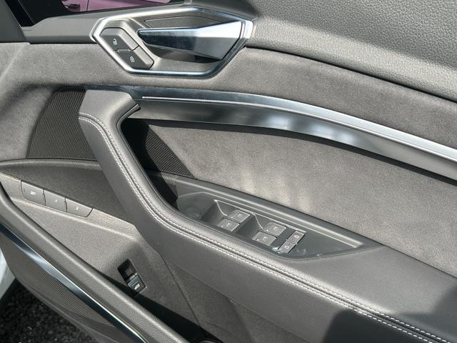 ｅ－トロンＳスポーツバック ベースグレード（34枚目）