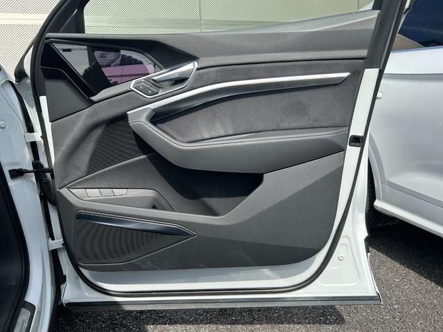 ｅ－トロンＳスポーツバック ベースグレード（35枚目）