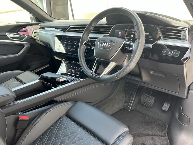 ｅ－トロンＳスポーツバック ベースグレード（36枚目）