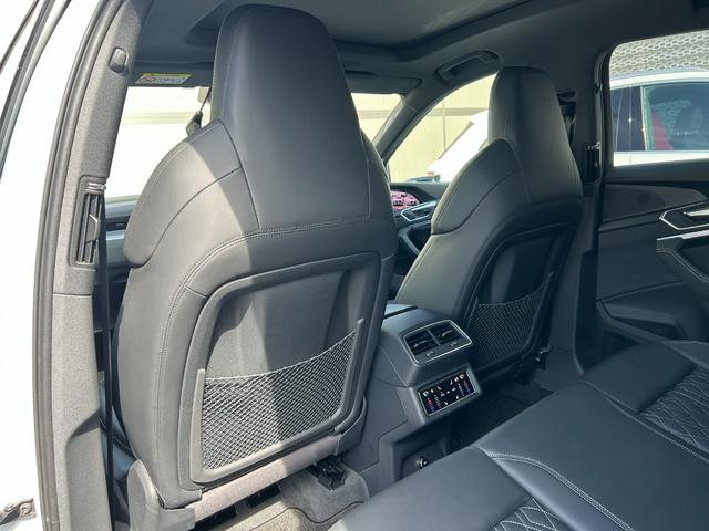 ｅ－トロンＳスポーツバック ベースグレード（48枚目）