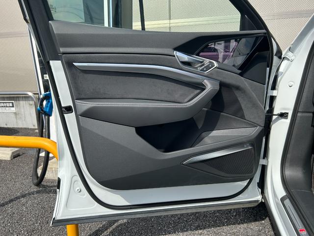 ｅ－トロンＳスポーツバック ベースグレード（51枚目）