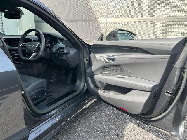 ｅ－トロンＧＴクワトロ ベースグレード（27枚目）