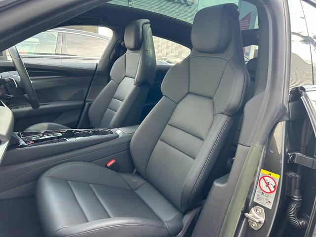 ｅ－トロンＧＴクワトロ ベースグレード（49枚目）