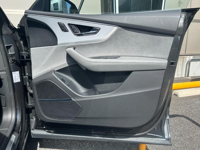 Ｑ８ ５５ＴＦＳＩクワトロ　Ｓライン　Ｑｕａｔｔｒｏ（12枚目）