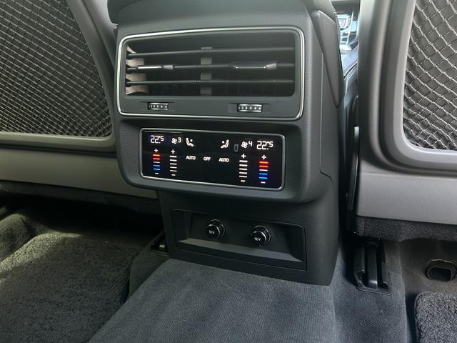 Ｑ８ ５５ＴＦＳＩクワトロ　Ｓライン　Ｑｕａｔｔｒｏ（38枚目）