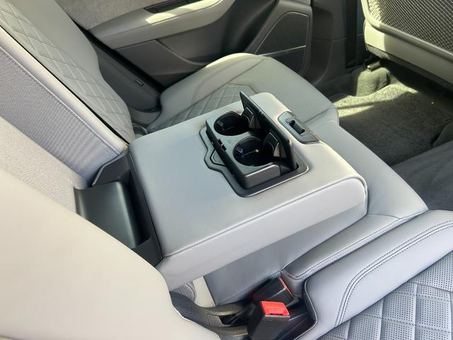 Ｑ８ ５５ＴＦＳＩクワトロ　Ｓライン　Ｑｕａｔｔｒｏ（40枚目）