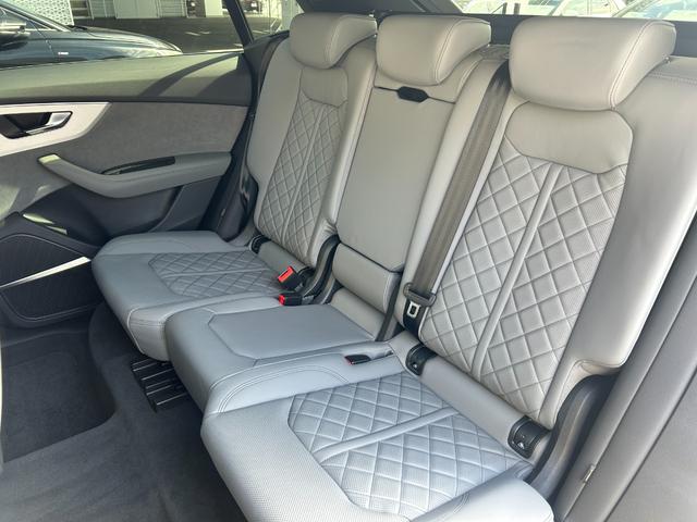 Ｑ８ ５５ＴＦＳＩクワトロ　Ｓライン　Ｑｕａｔｔｒｏ（44枚目）