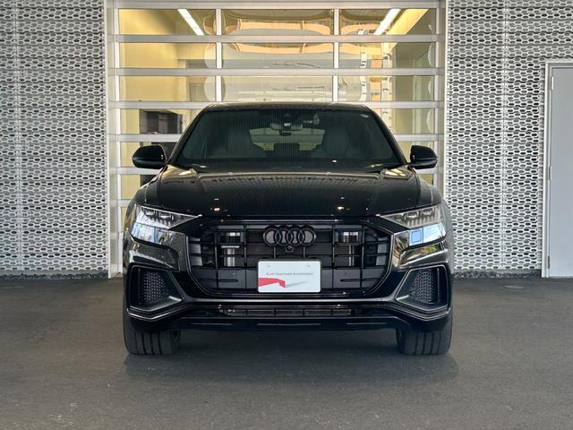 Ｑ８ ５５ＴＦＳＩクワトロ　Ｓライン　Ｑｕａｔｔｒｏ（2枚目）