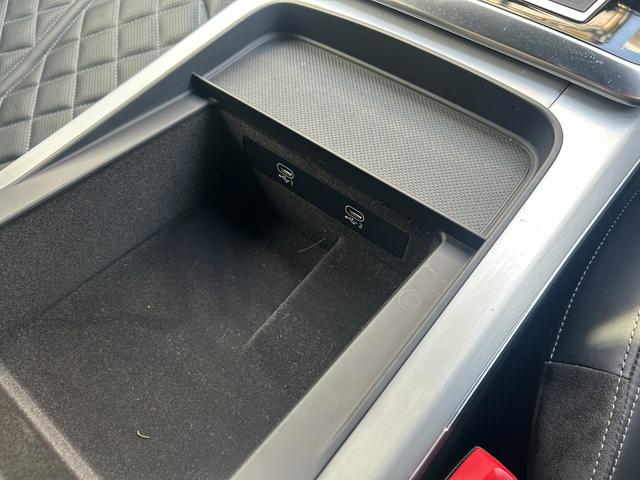 Ｑ８ ５５ＴＦＳＩクワトロ　Ｓライン　Ｑｕａｔｔｒｏ（22枚目）