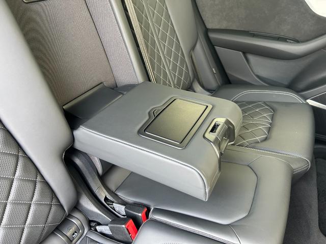 Ｑ８ ５５ＴＦＳＩクワトロ　Ｓライン　Ｑｕａｔｔｒｏ（38枚目）