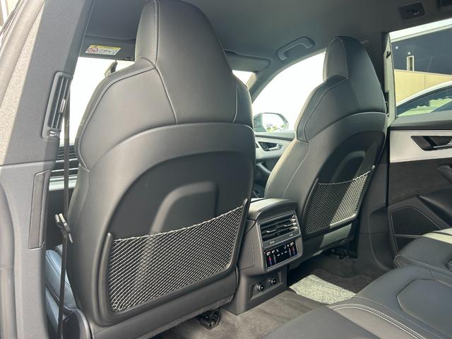 Ｑ８ ５５ＴＦＳＩクワトロ　Ｓライン　Ｑｕａｔｔｒｏ（48枚目）