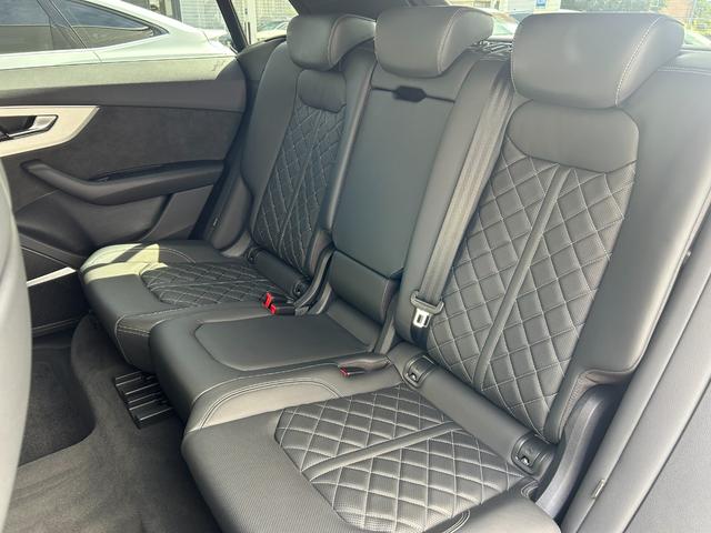 Ｑ８ ５５ＴＦＳＩクワトロ　Ｓライン　Ｑｕａｔｔｒｏ（49枚目）