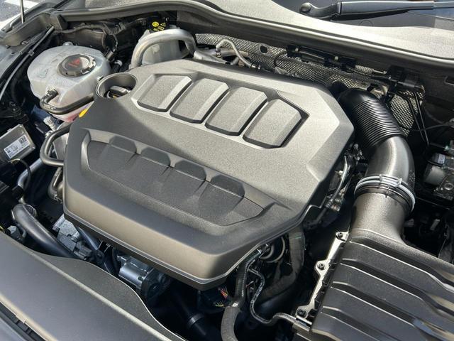 ＴＴクーペ ４５ＴＦＳＩクワトロ　Ｓ　ｌｉｎｅ　パッケージ、コンフォートパッケージ、ブラック　ａｕｄｉ　ｒｉｎｇｓ　＆　ブラックハイグロススタイリングパッケージ　（Ａｕｄｉ　ｅｘｃｌｕｓｉｖｅ）（57枚目）