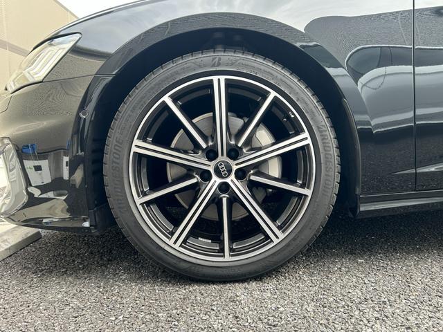 Ａ６ ４５ＴＦＳＩクワトロ　Ｓライン　ドライビングＰ　テクノロジーＰ　アルミホイ－ル１０スポークスターデザイン　メタリックブラック　ラグジュアリーＰ　ダンピングコントロールサスペンション（66枚目）