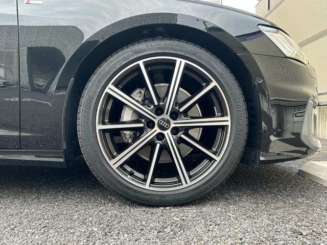 Ａ６ ４５ＴＦＳＩクワトロ　Ｓライン　ドライビングＰ　テクノロジーＰ　アルミホイ－ル１０スポークスターデザイン　メタリックブラック　ラグジュアリーＰ　ダンピングコントロールサスペンション（67枚目）