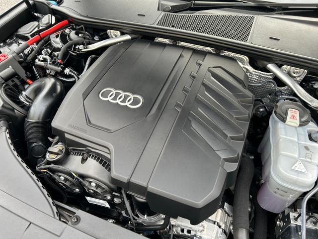 Ａ６ ４５ＴＦＳＩクワトロ　Ｓライン　ドライビングＰ　テクノロジーＰ　アルミホイ－ル１０スポークスターデザイン　メタリックブラック　ラグジュアリーＰ　ダンピングコントロールサスペンション（68枚目）