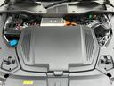 ボンネット内です。ラゲージスペース備えています。