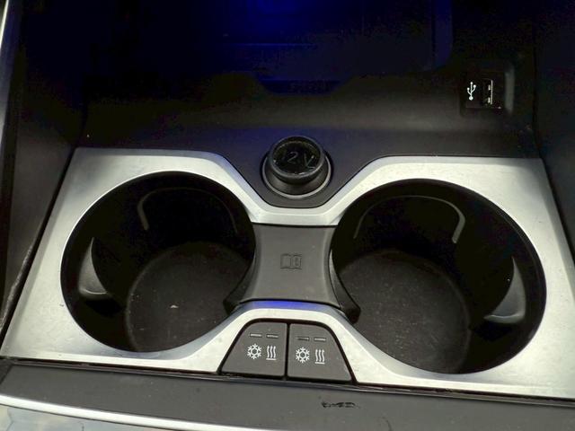 Ｘ６ ｘＤｒｉｖｅ　３５ｄ　Ｍスポーツ　純正ＨＤＤナビ地デジＴＶ・チャコールレザーシート・パノラマサンルーフ・ＡｐｐｌｅＣａｒＰｌａｙ・アンビエントライト・ハンズオフ・カーブドディスプレイ・電動リアゲート・全方位カメラ・ミラーＥＴＣ（35枚目）